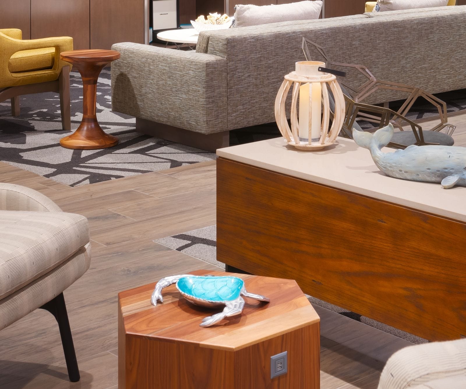 Lobby seating area at TownePlace Suites by Marriott Los Angeles LAX/Hawthorne